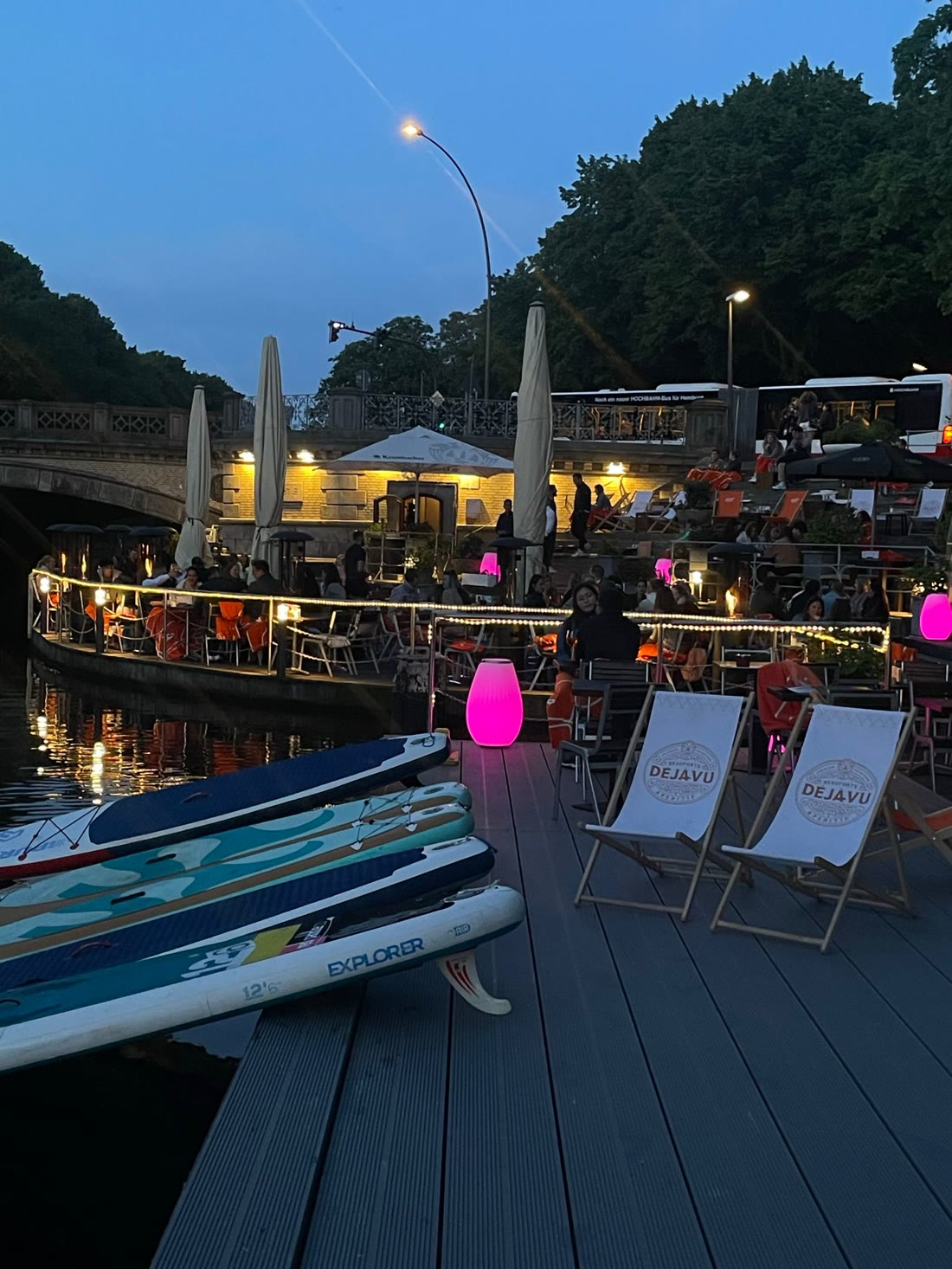 Abendstimmung am Steg an der Mundsburger Brücke